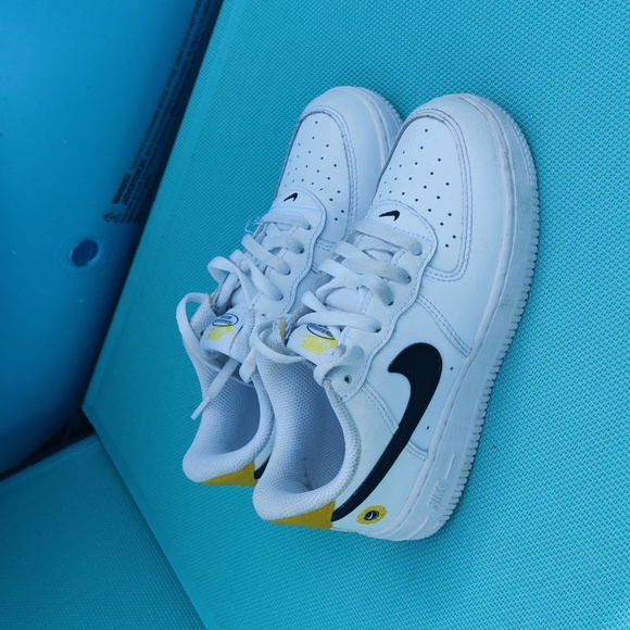 Nike boys sneakers - Picture 2 of 9